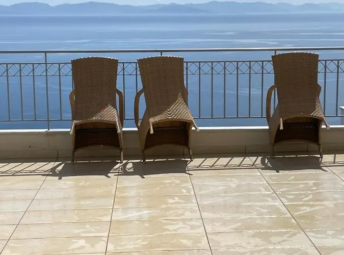 Akoumaros Breeze Vakantiehuis Gythio