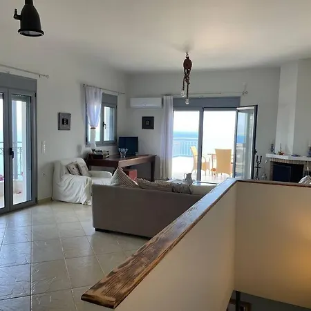 Semesterbostad Akoumaros Breeze *