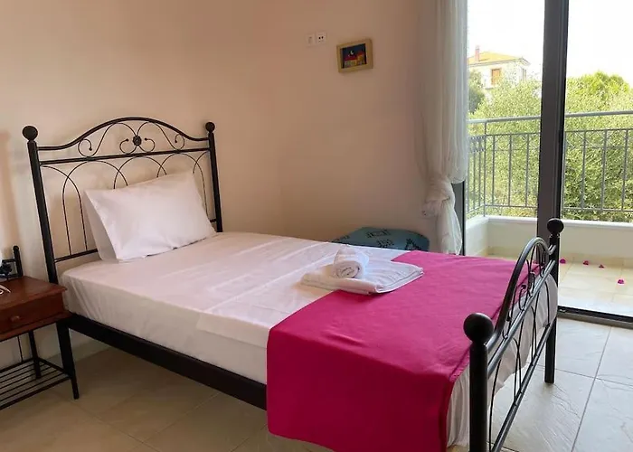 Akoumaros Breeze بيت للعطل غيتيو