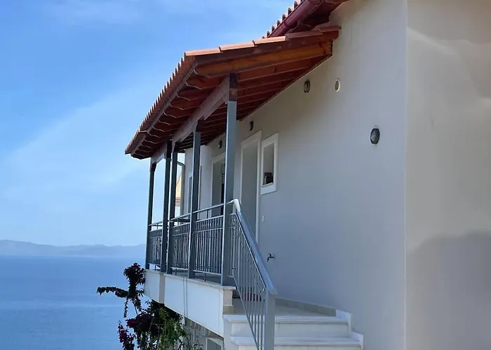 بيت للعطل Akoumaros Breeze