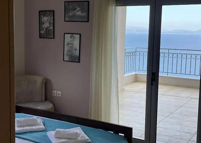 Akoumaros Breeze Gythio